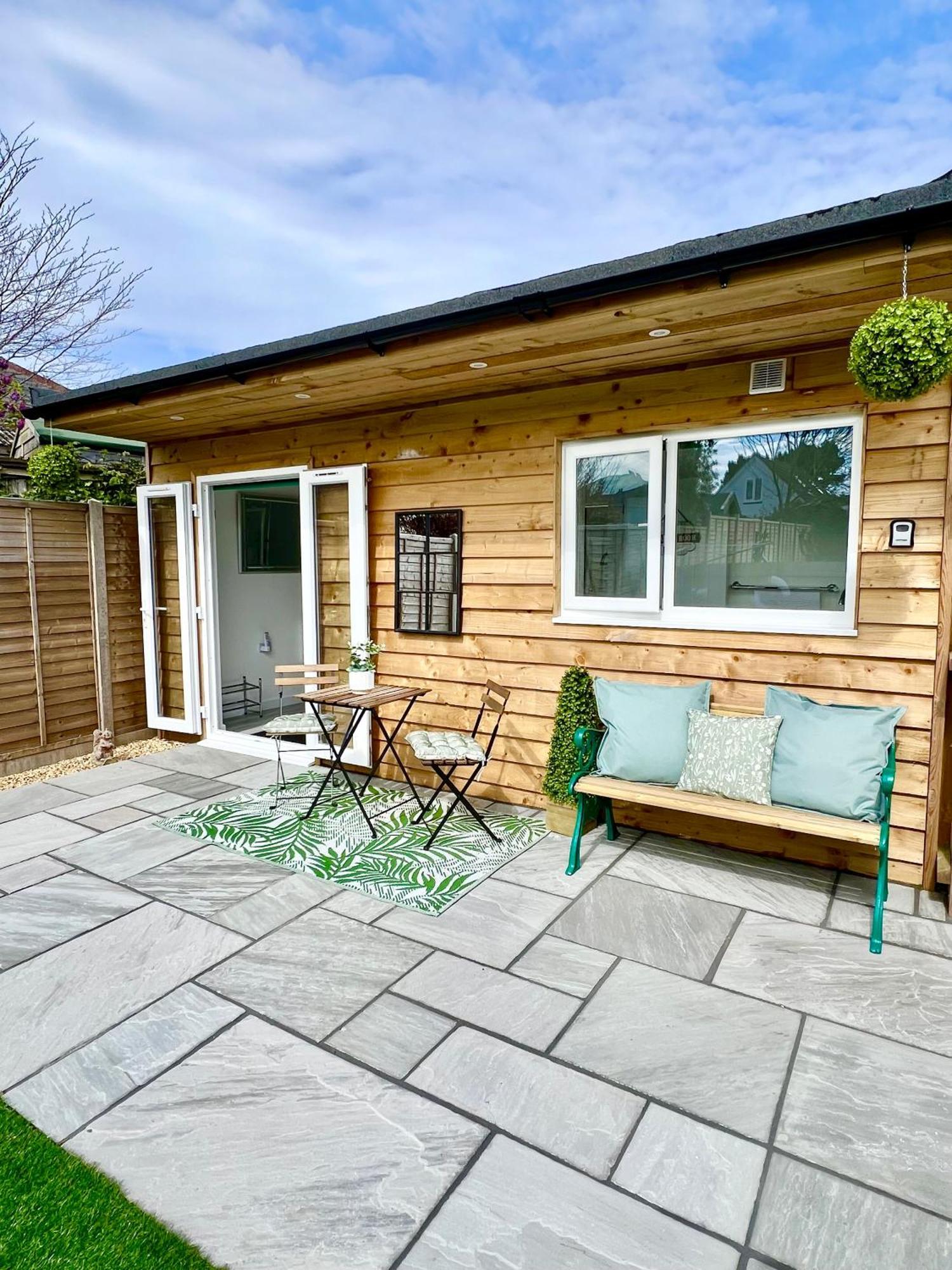 The Mudeford Gem Accommdation Christchurch (Dorset) Exterior foto